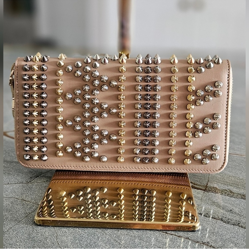 Christian Louboutin Panettone Multi Spike Nude Leather Wallet RARE ~ NWOT - Picture 13 of 13